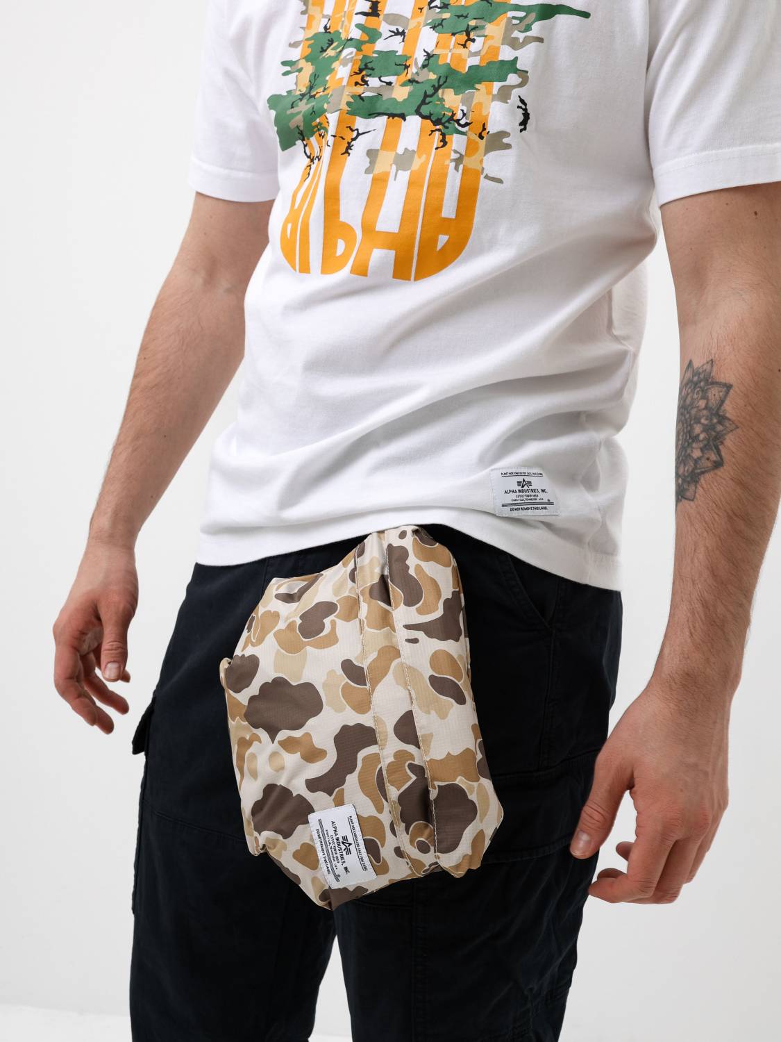 Куртка / Ветровка / Рубашка мужская "Packaway Shirt" (Limestone) Alpha Industries 1