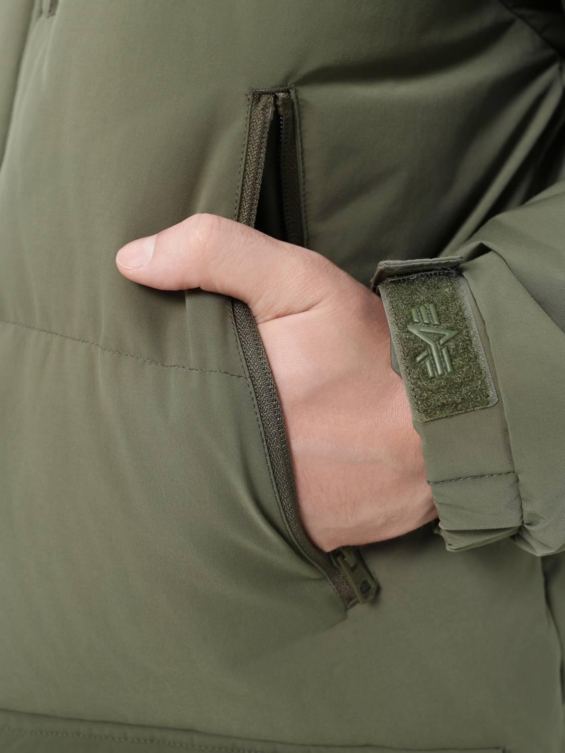 Пуховик / Парка теплая длинная мужская "Long Puffer Parka" (OG-107 Green) Alpha Industries