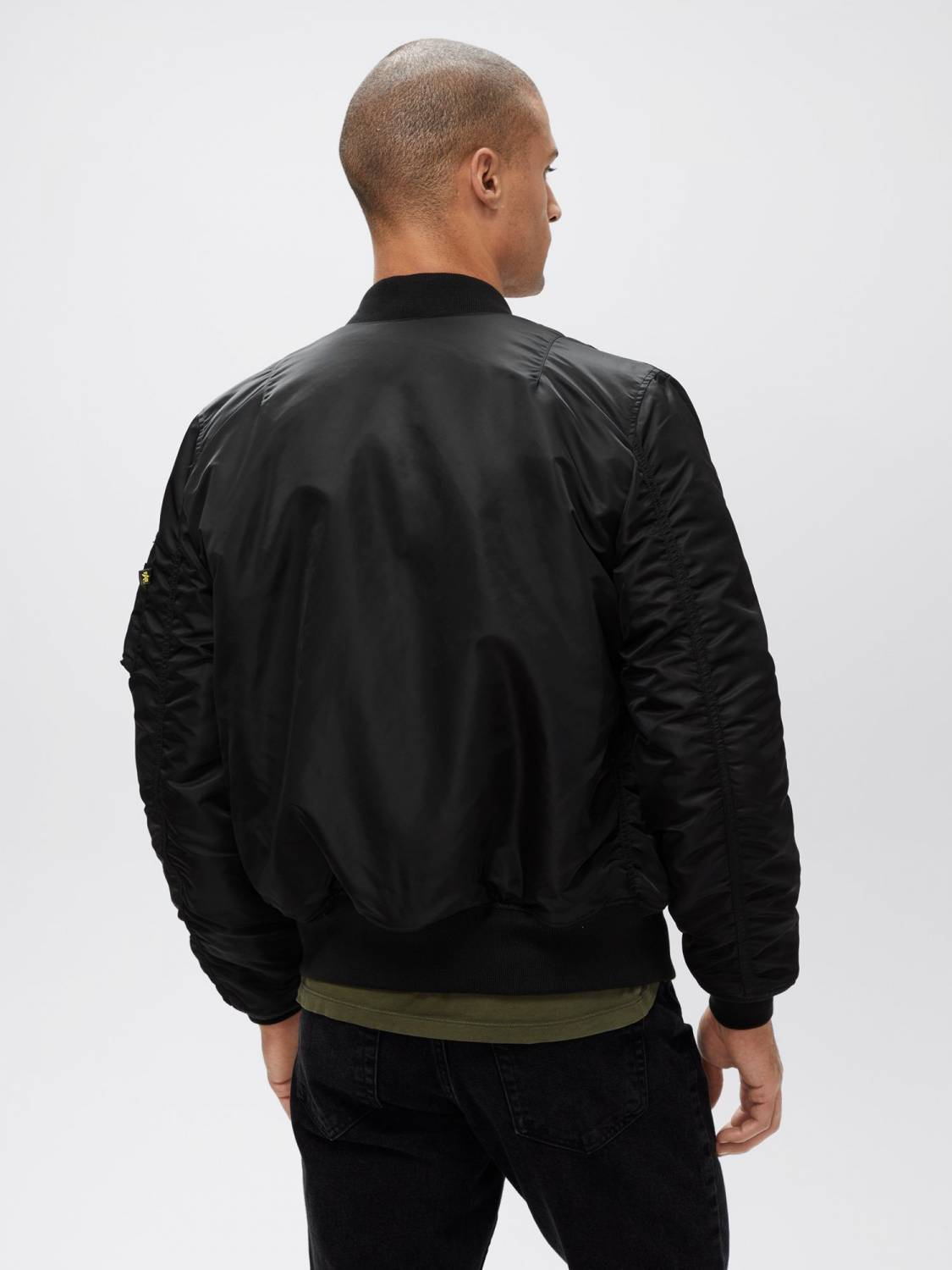 Куртка / Бомбер утепленный мужской "MA-1 Slim Fit" (Black) Alpha Industries 