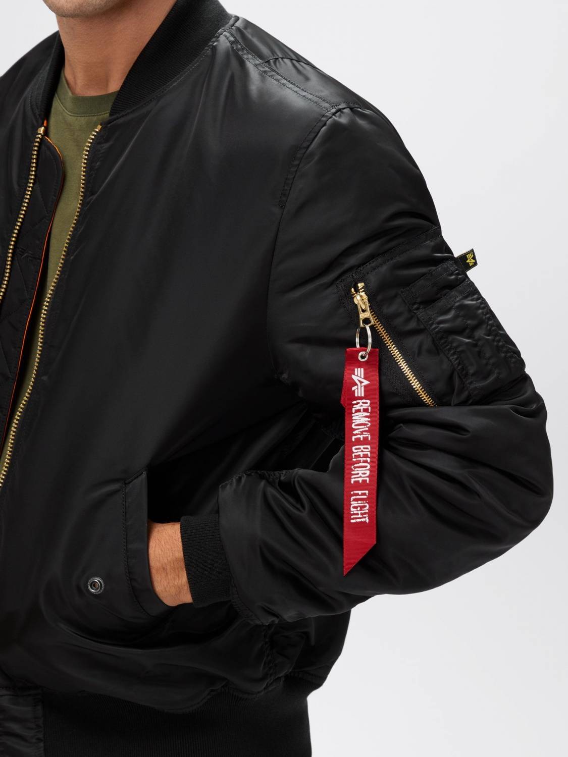 Куртка / Бомбер утепленный мужской "MA-1 Slim Fit" (Black) Alpha Industries 