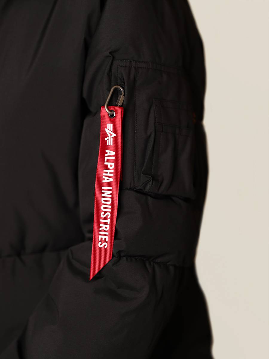Куртка / Парка теплая женская "Short Parka" (Black) Alpha Industries