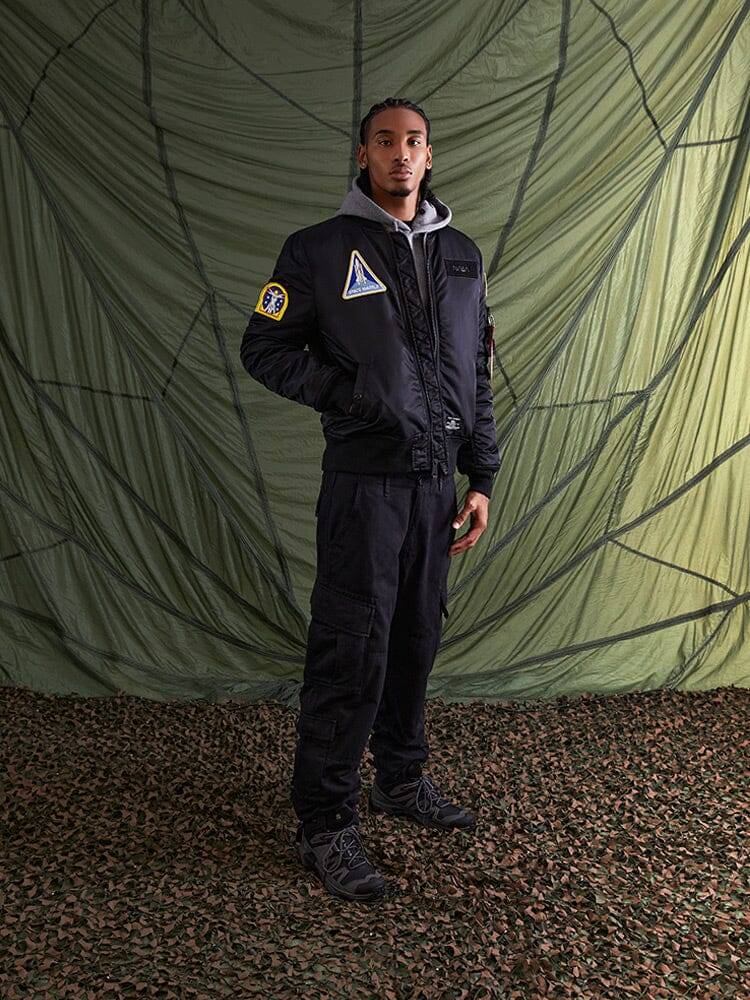 Куртка / Бомбер утепленный мужской ''NASA MA-1 Gen II'' (Black) Alpha Industries