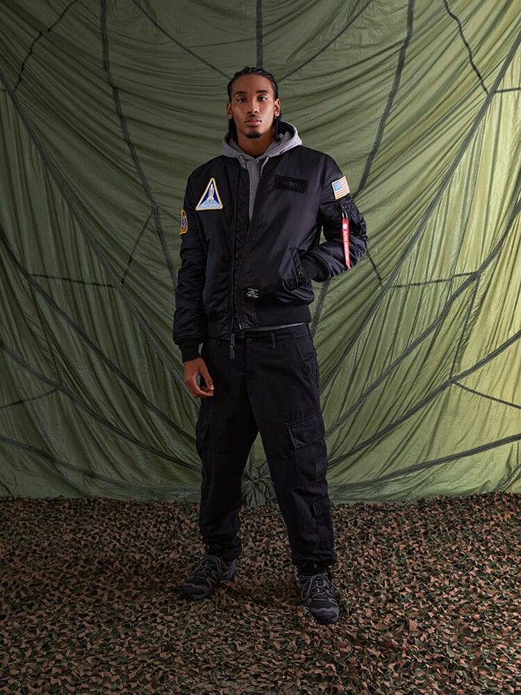 Куртка / Бомбер утепленный мужской ''NASA MA-1 Gen II'' (Black) Alpha Industries