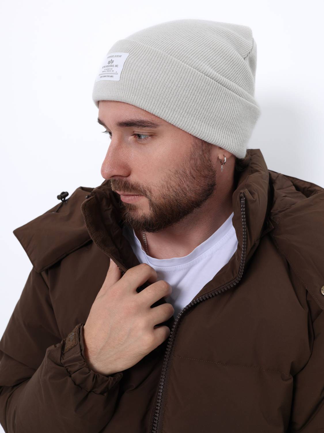 Шапка "Essential Beanie" (Dune White) Alpha Industries