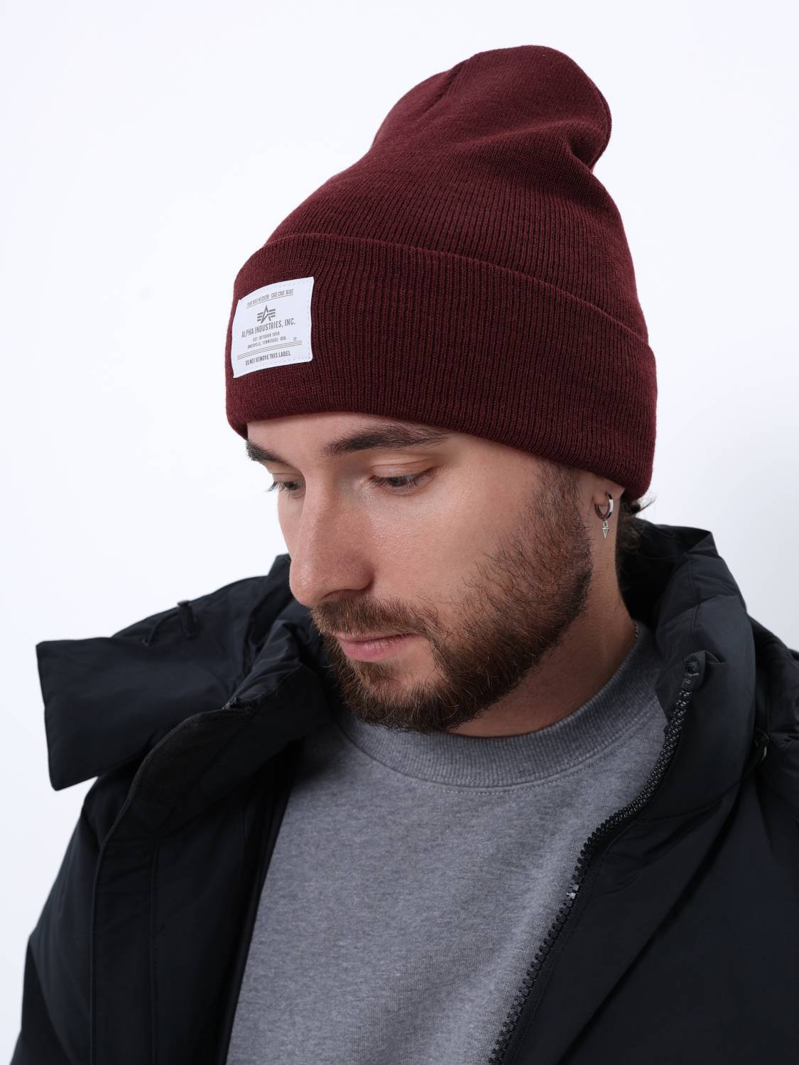 Шапка "Essential Beanie" (Cedar Red) Alpha Industries