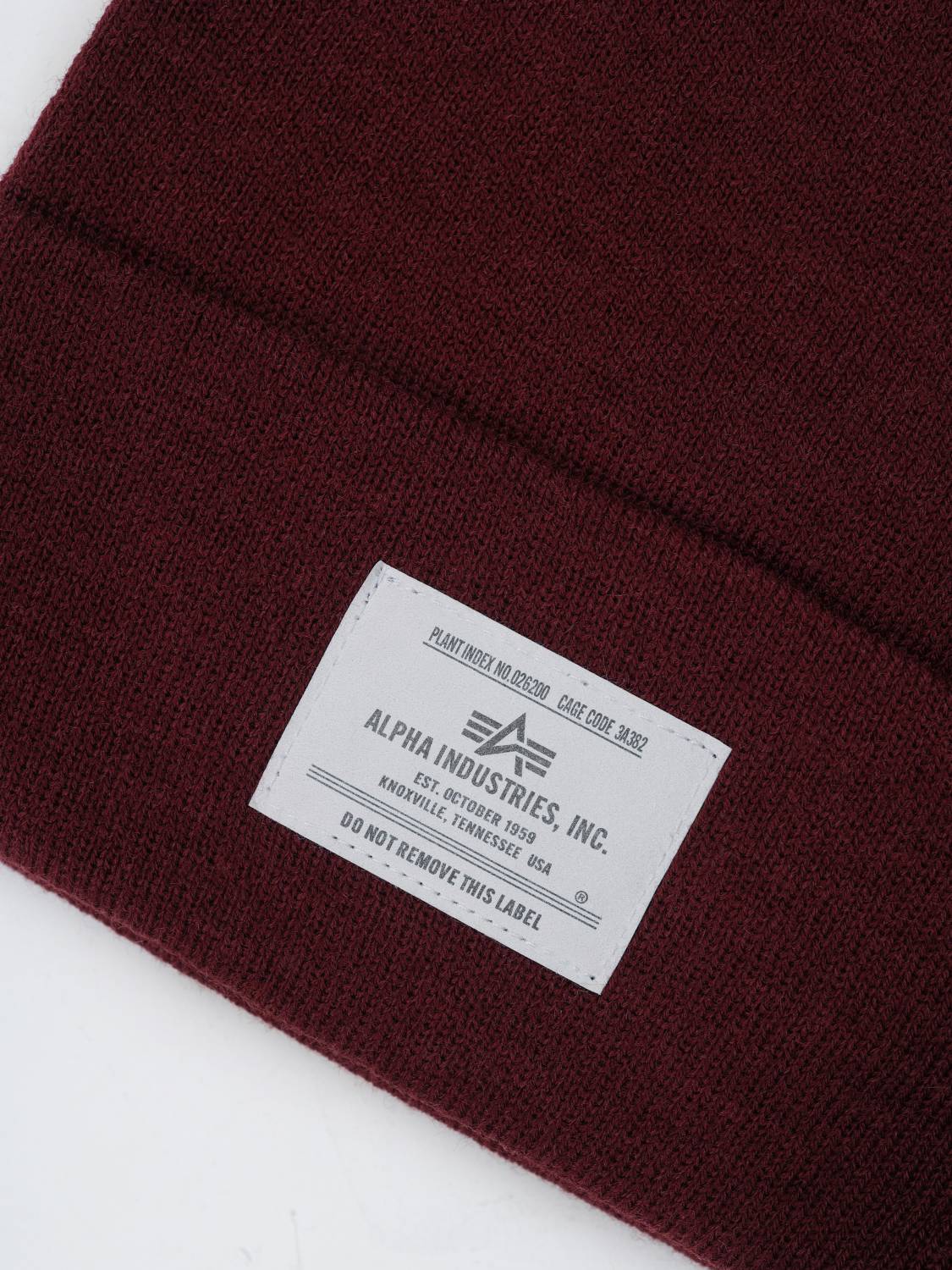 Шапка "Essential Beanie" (Cedar Red) Alpha Industries
