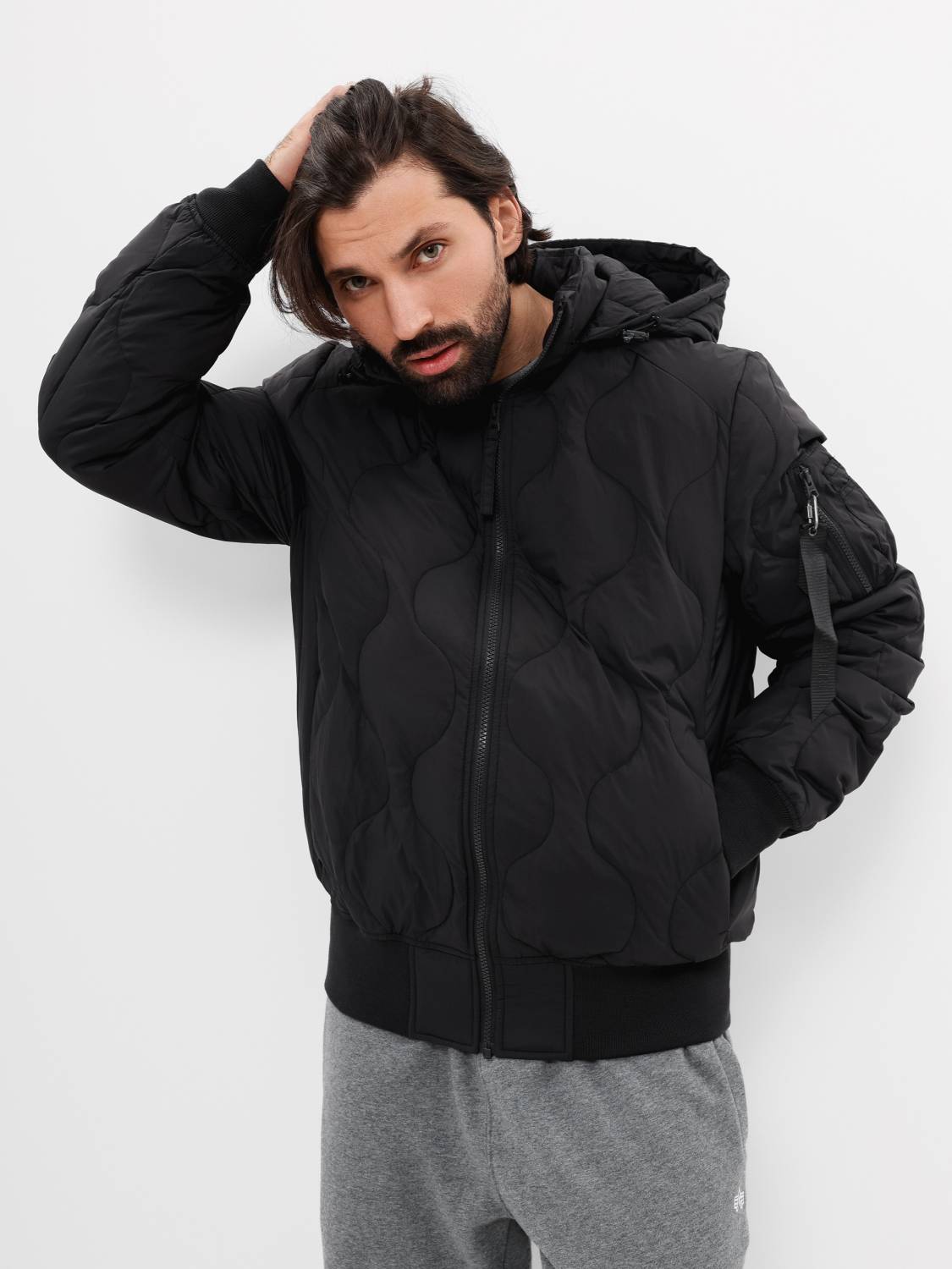 Пуховик / Куртка утепленная мужская "Lightweight Down" (Black) Alpha Industries