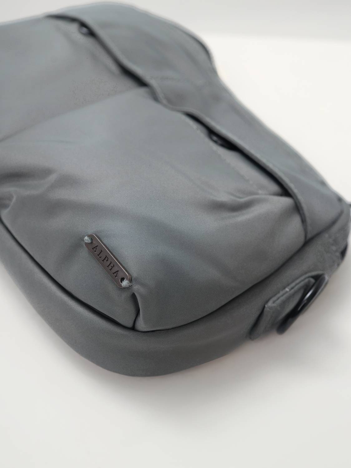 Сумка через плечо "Nylon Messenger Bag" (Field Gray) Alpha Industries