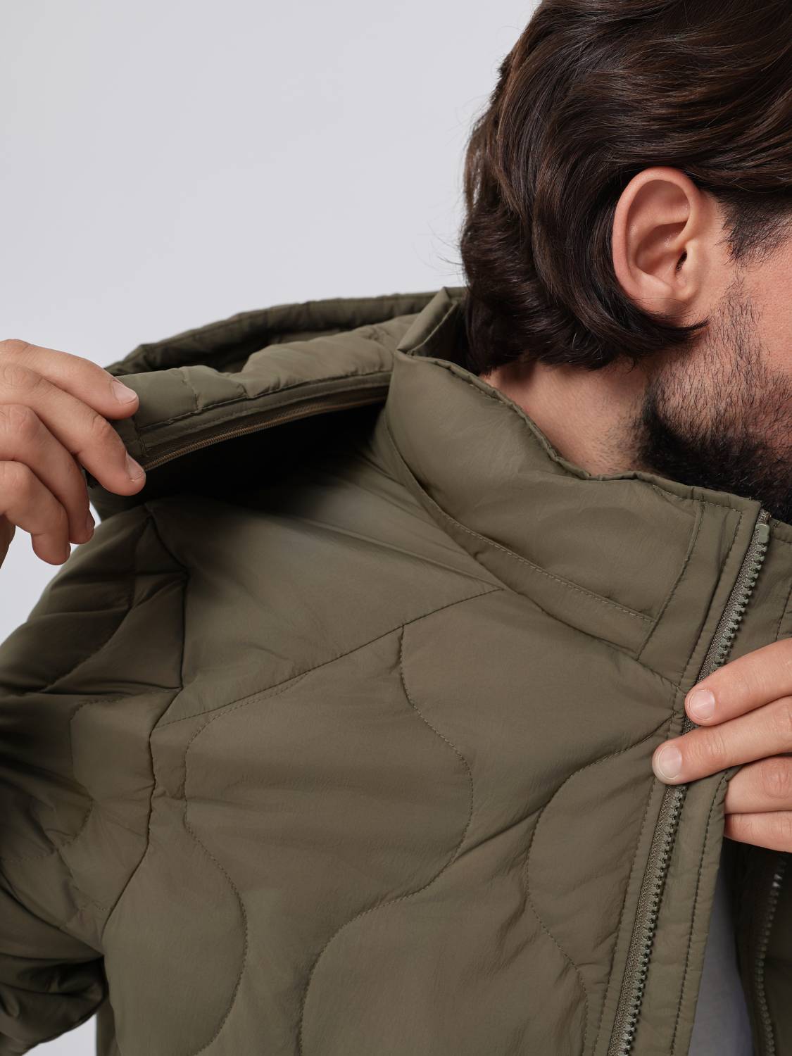 Пуховик / Куртка утепленная мужская "Lightweight Down" (OG-107 Green) Alpha Industries