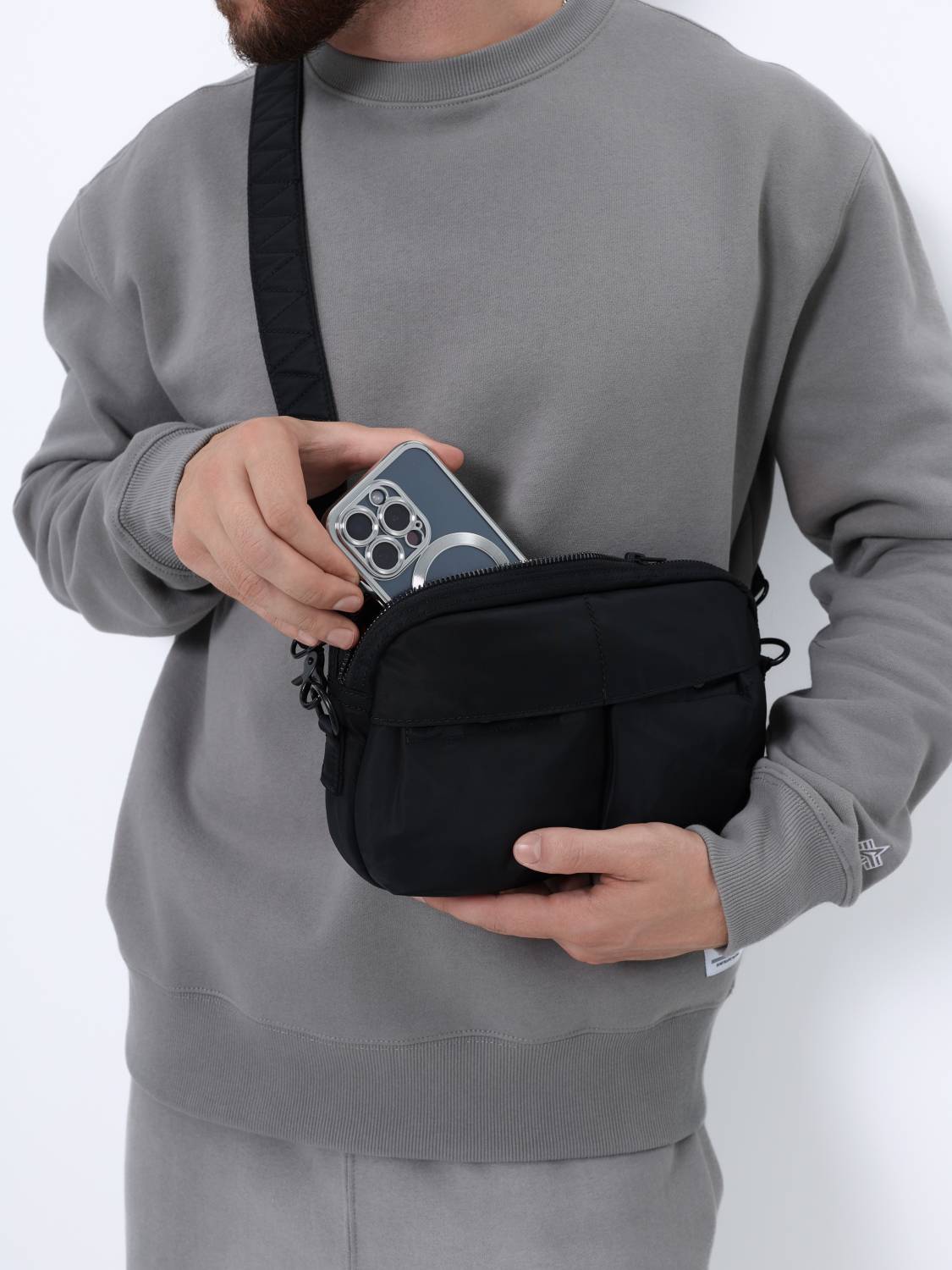 Сумка через плечо "Nylon Messenger Bag" (Black) Alpha Industries
