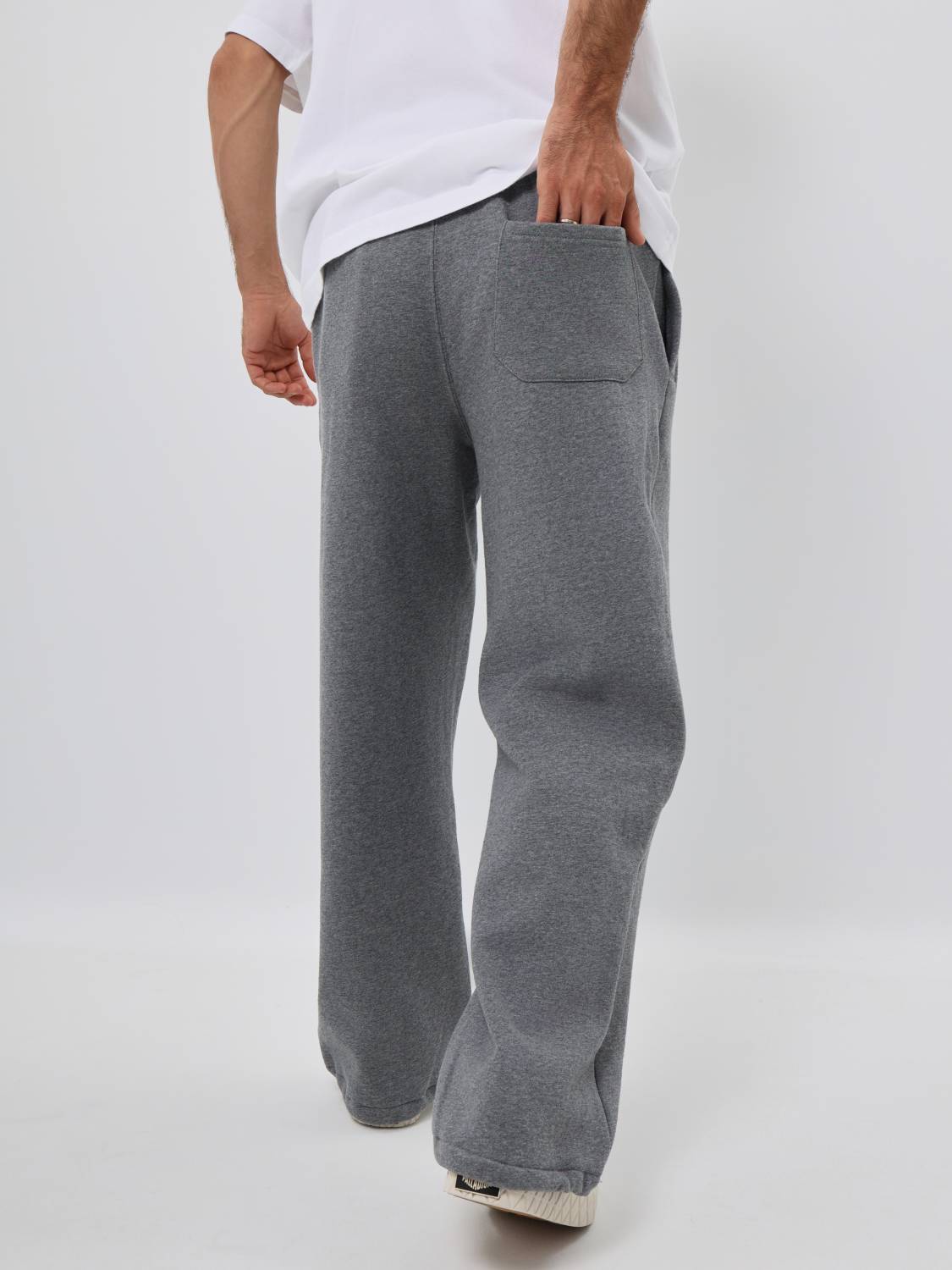 Брюки спортивные "Essential Sweatpants'' (Medium Charcoal Heather) Alpha Industries