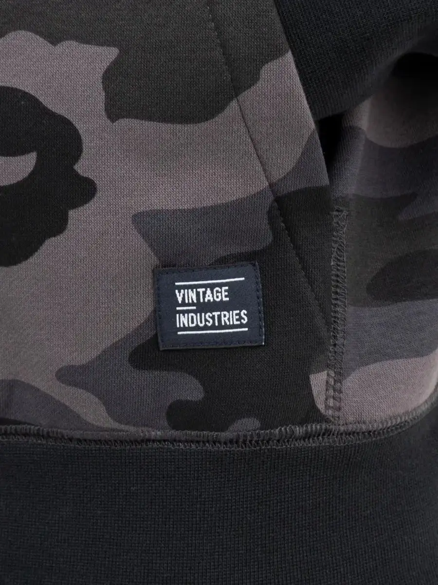 Худи / Толстовка "Derby" (Dark Camo) Vintage Industries