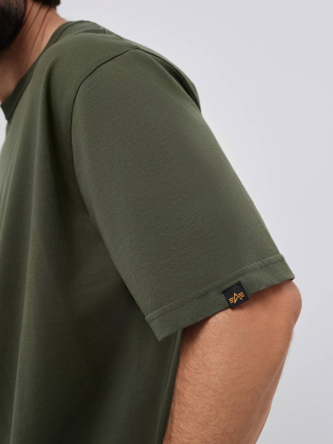 Футболка "Essential Tee Gen II" (Olive) Alpha Industries
