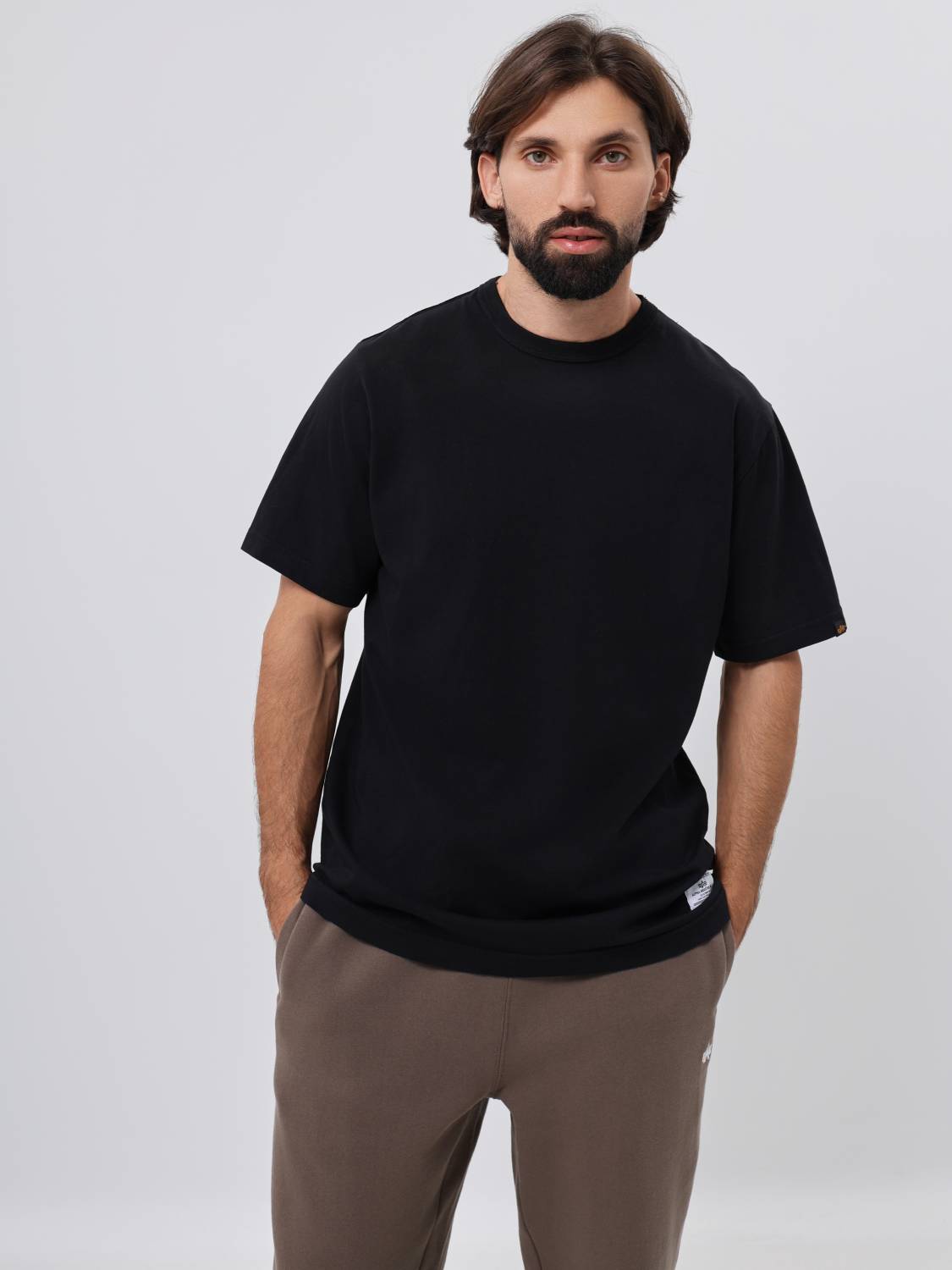 Футболка "Essential Tee Gen II" (Black) Alpha Industries