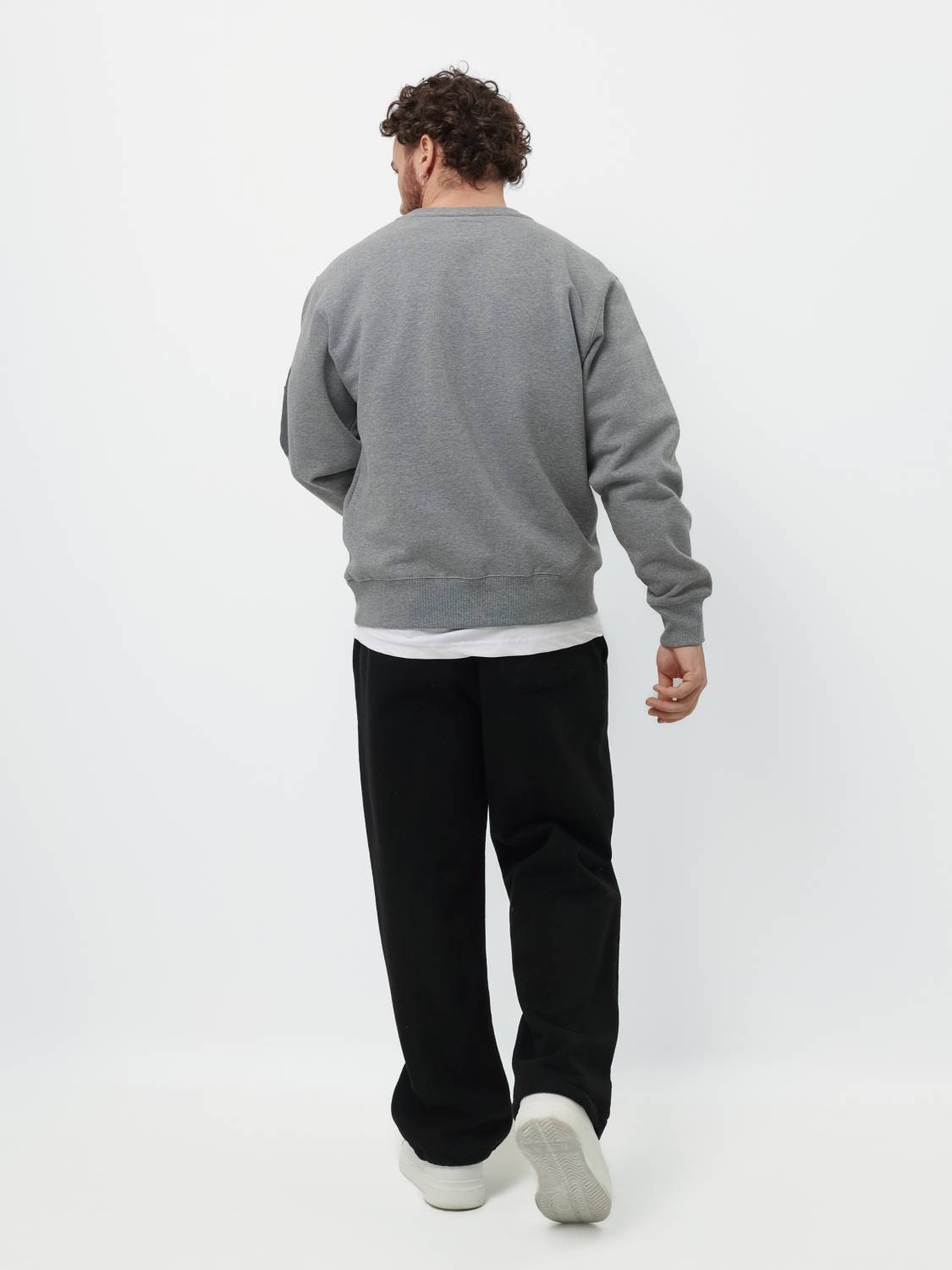 Свитшот / Толстовка "Utility Pocket Crewneck" (Medium Charcoal Heather) Alpha Industries