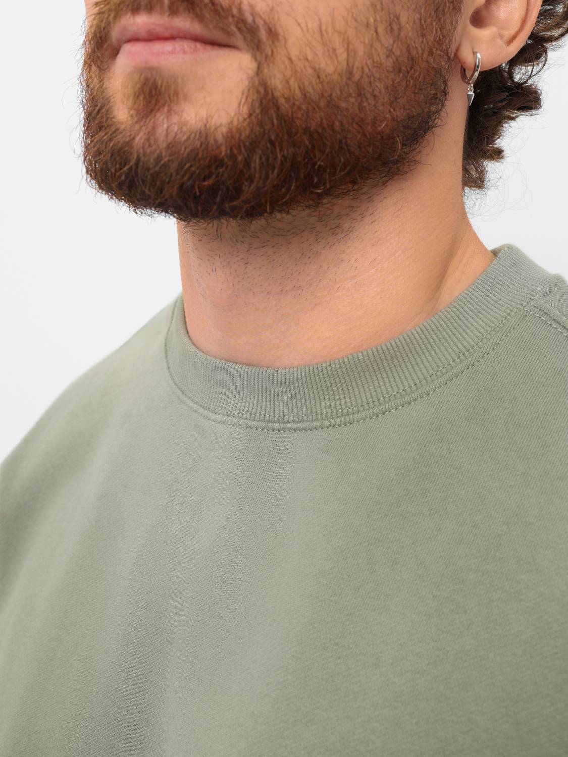 Свитшот / Толстовка "Essential Crewneck" (Mid Gray) Alpha Industries