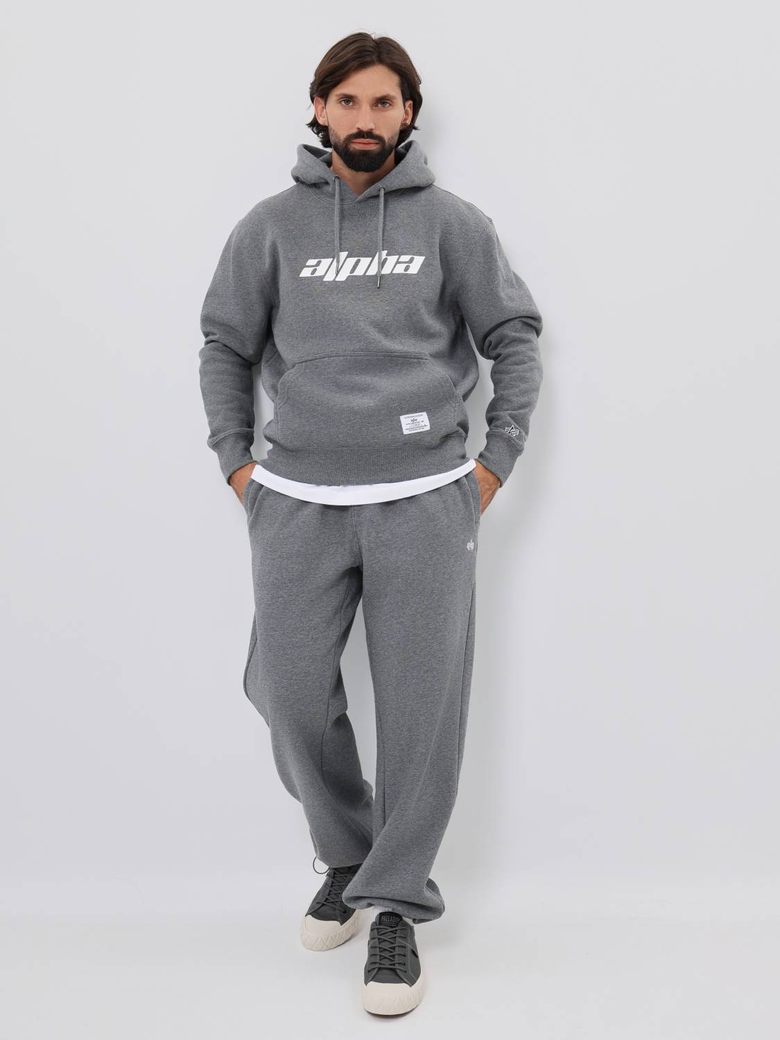 Худи / Толстовка "Logos Hoodie" (Medium Charcoal Heather) Alpha Industries