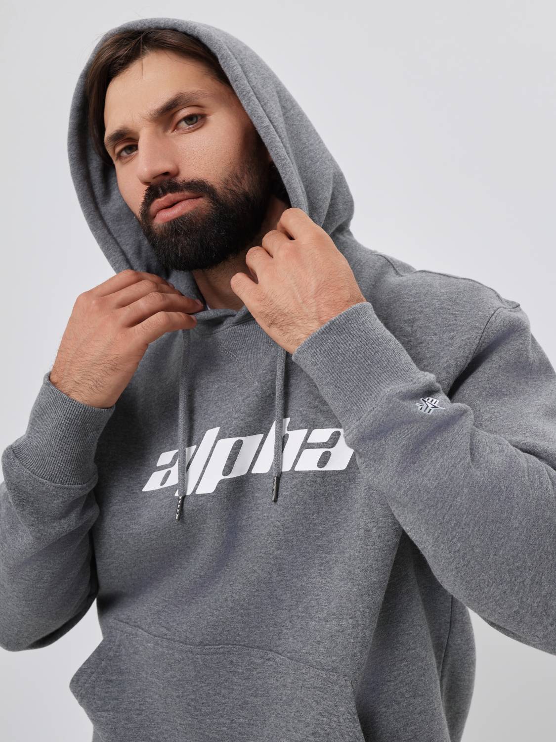 Худи / Толстовка "Logos Hoodie" (Medium Charcoal Heather) Alpha Industries