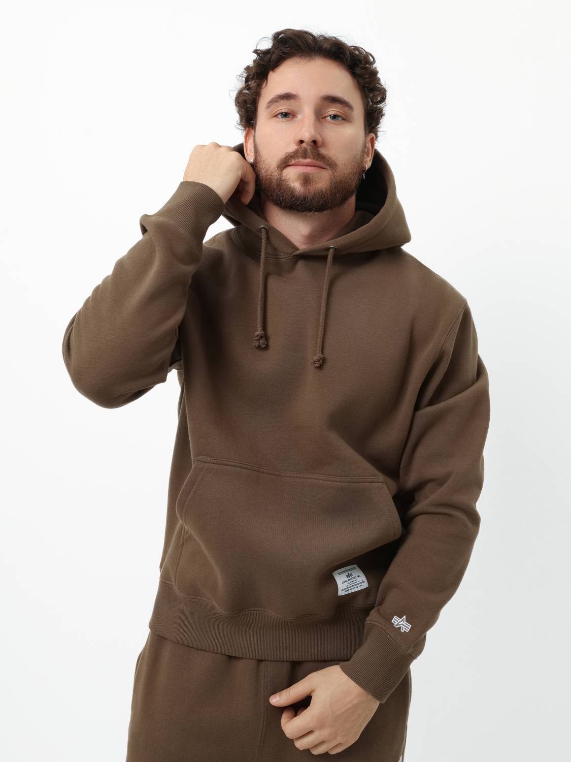 Худи / Толстовка "Essential Hoodie" (Espresso) Alpha Industries