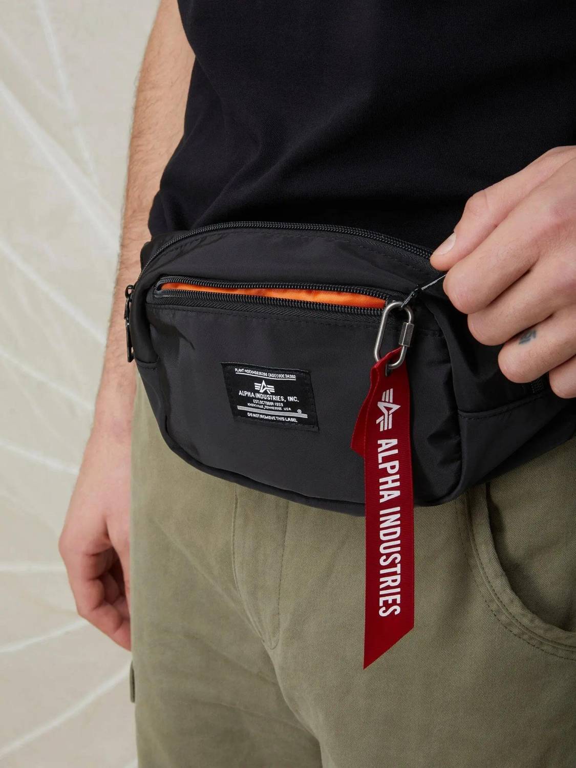 Сумка поясная "Crew Waist Bag" (Black) Alpha Industries