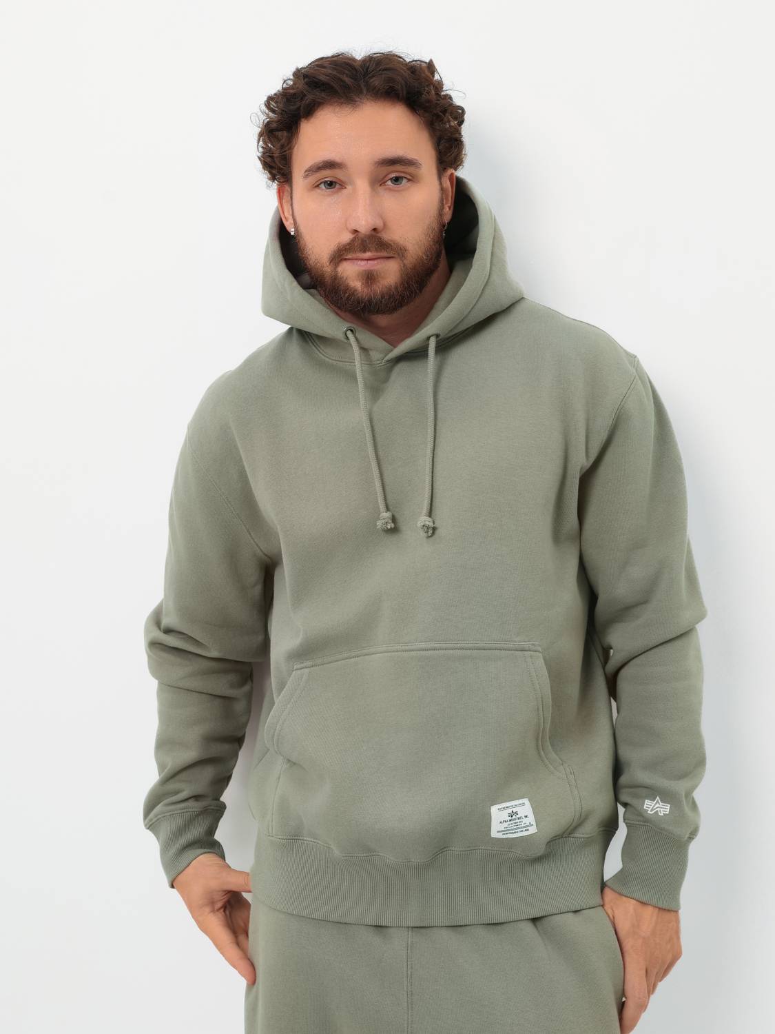 Худи / Толстовка "Essential Hoodie" (Mid Gray) Alpha Industries