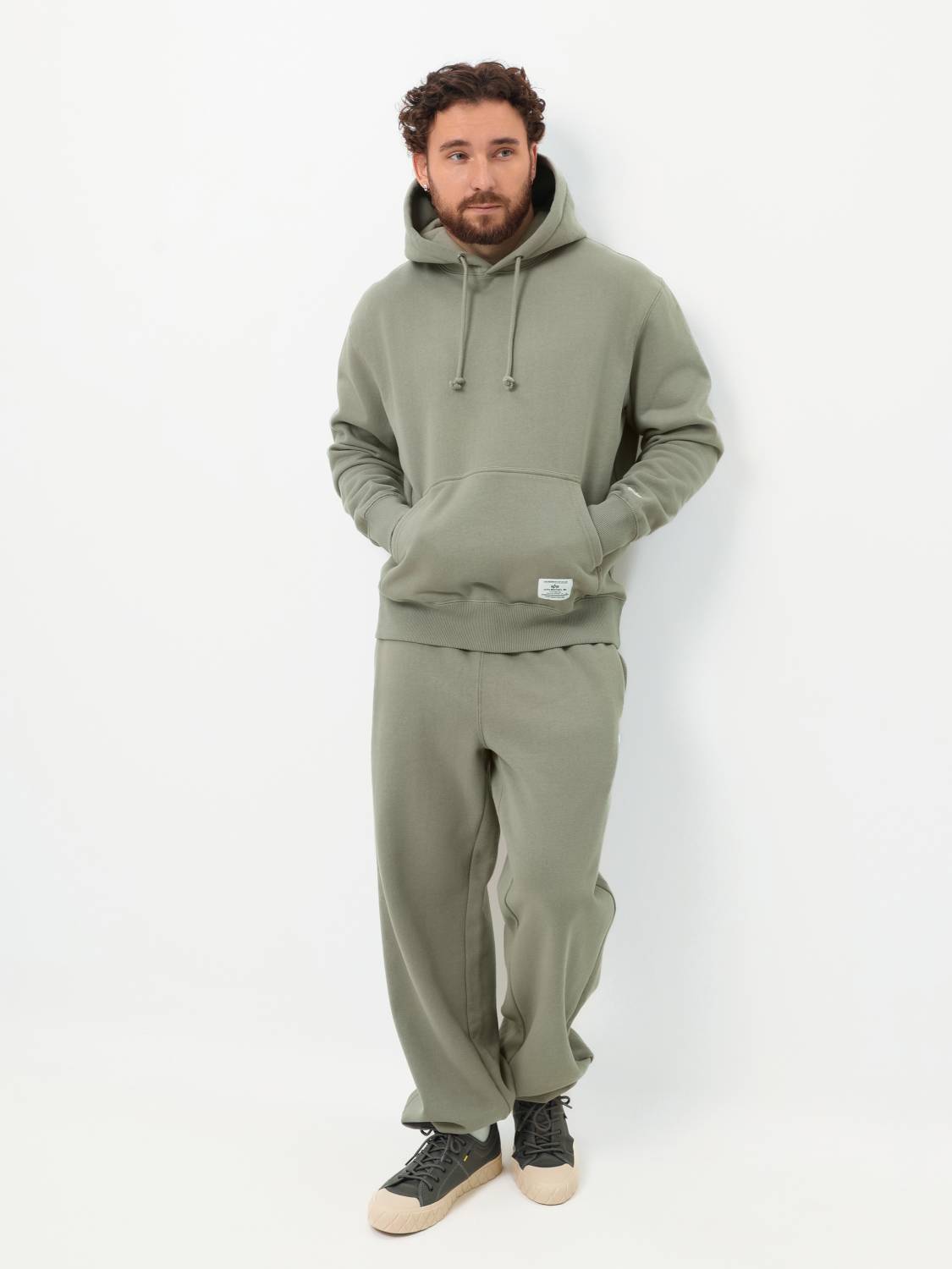 Худи / Толстовка "Essential Hoodie" (Mid Gray) Alpha Industries