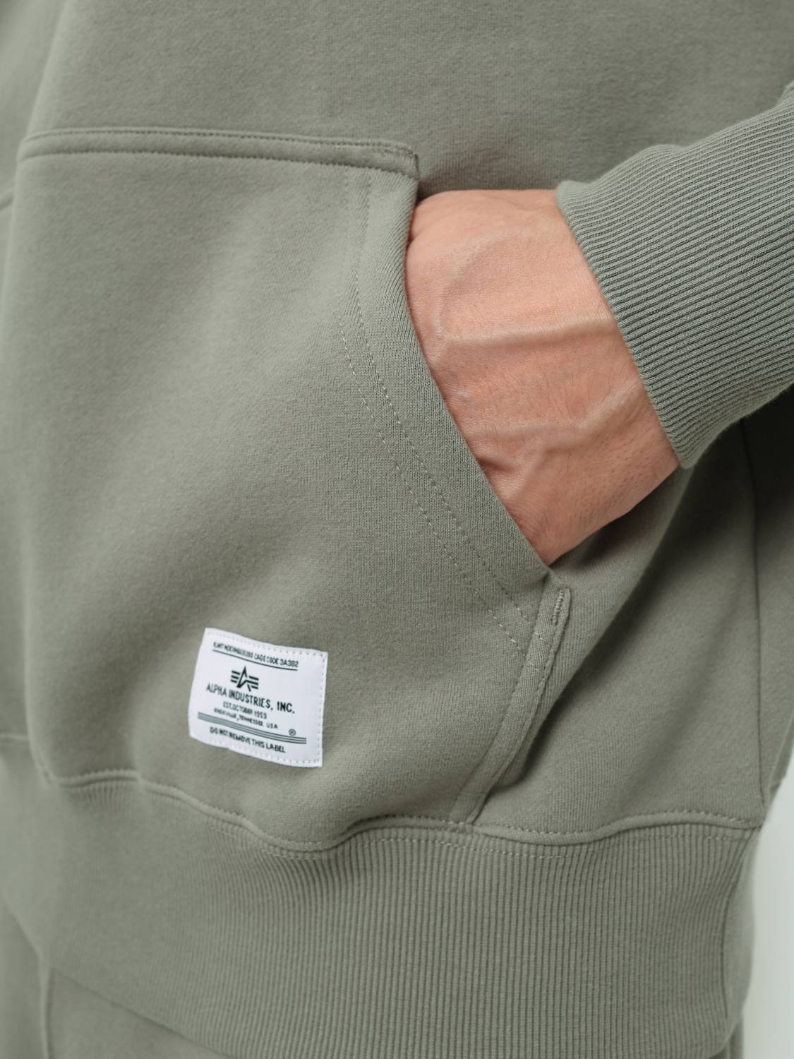 Худи / Толстовка "Essential Hoodie" (Mid Gray) Alpha Industries