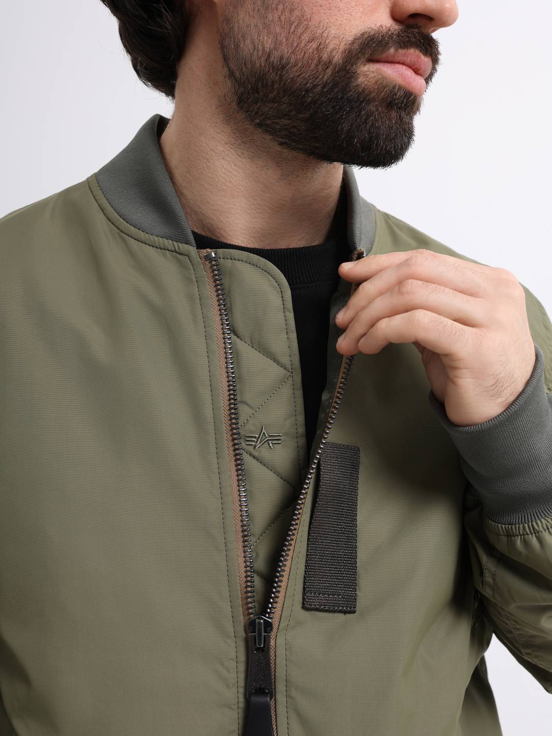 Куртка / Ветровка / Бомбер мужской "L-2B Skymaster Gen II" (Olive Green) Alpha Industries