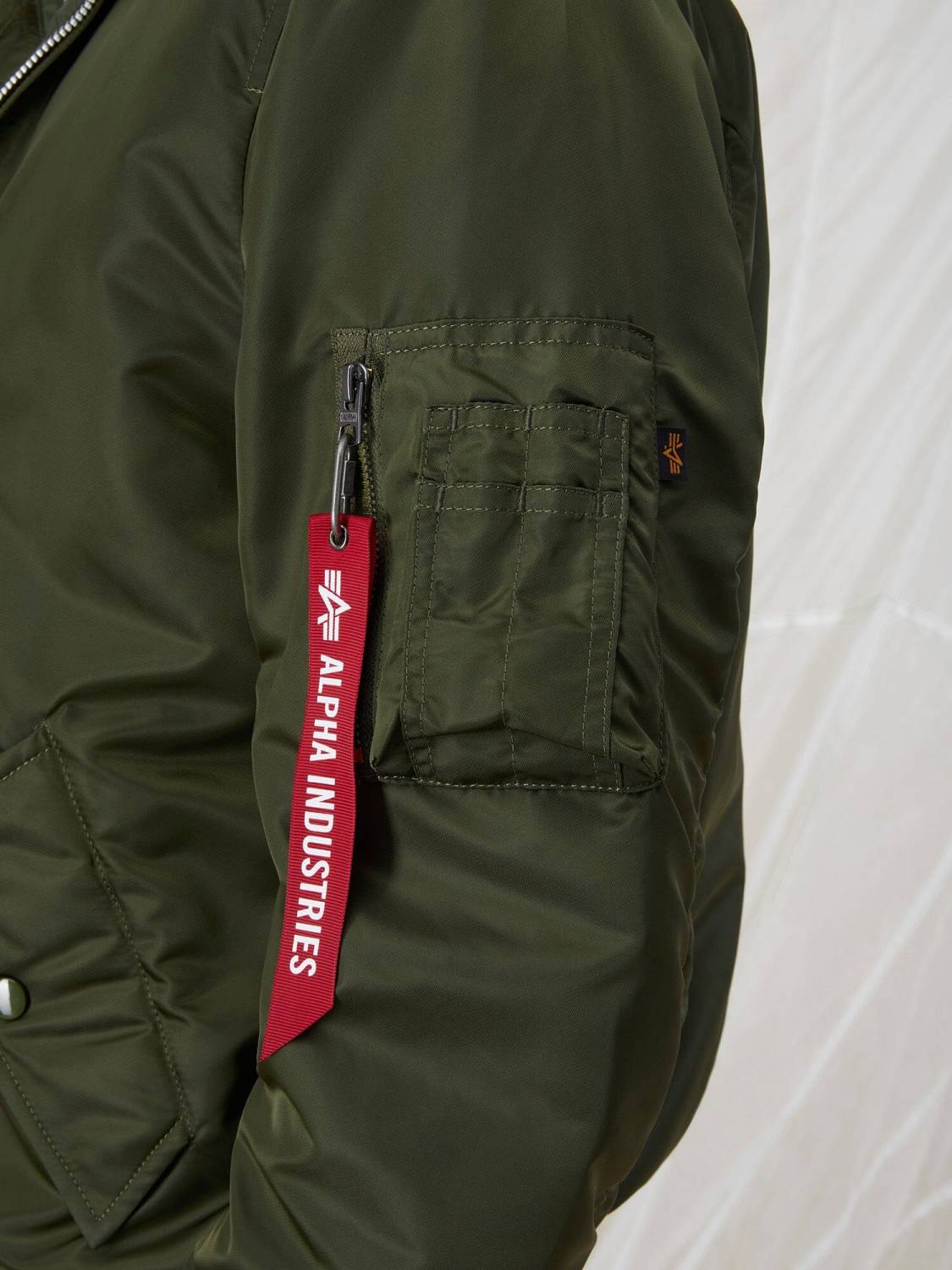 Куртка / Ветровка / Бомбер мужской "L-2B Hooded Gen II" (Olive Green) Alpha Industries