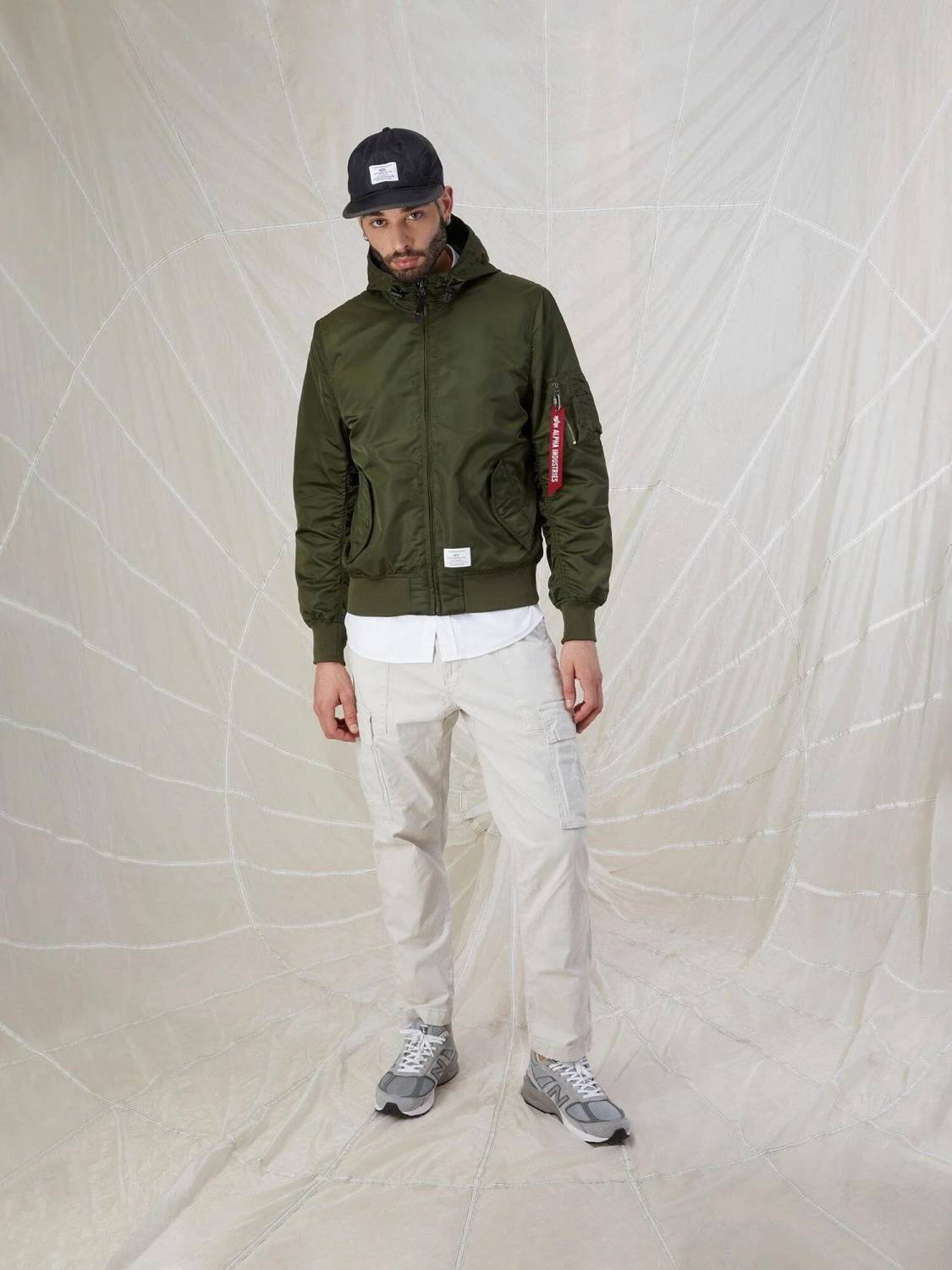 Куртка / Ветровка / Бомбер мужской "L-2B Hooded Gen II" (Olive Green) Alpha Industries