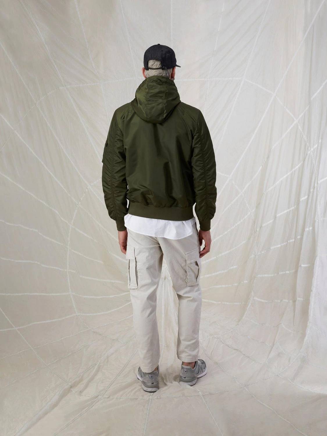 Куртка / Ветровка / Бомбер мужской "L-2B Hooded Gen II" (Olive Green) Alpha Industries