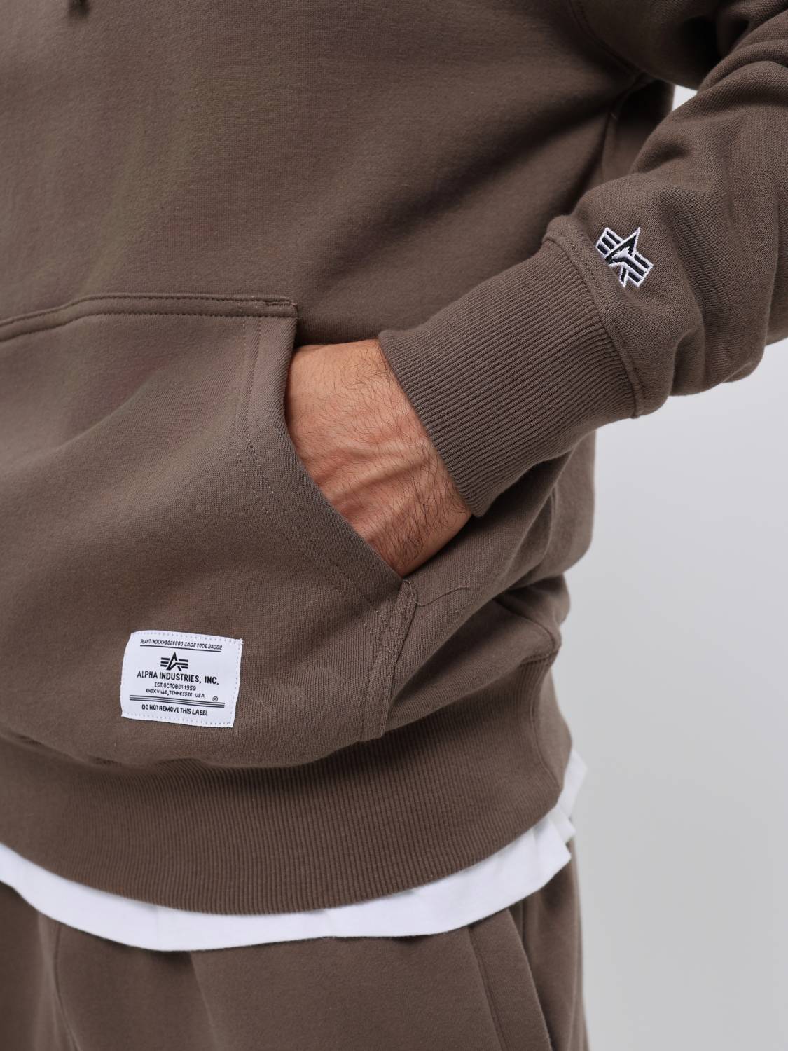 Худи / Толстовка "Essential Hoodie" (Coyote Brown) Alpha Industries