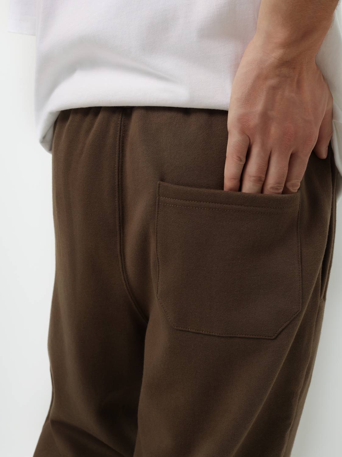 Брюки спортивные "Essential Sweatpants'' (Espresso) Alpha Industries